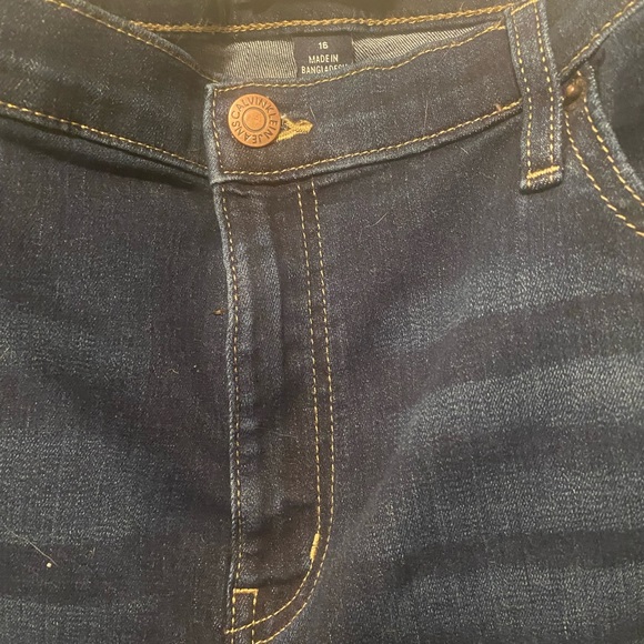 Calvin Klein Women’s roll cuff shorts, size 16 - Picture 7 of 9